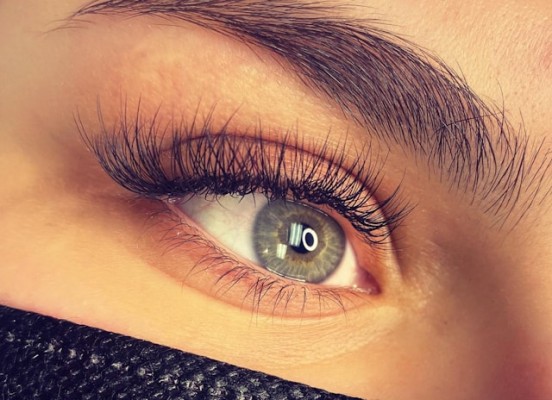 Best Drugstore Lashes - Top 6 Revealed