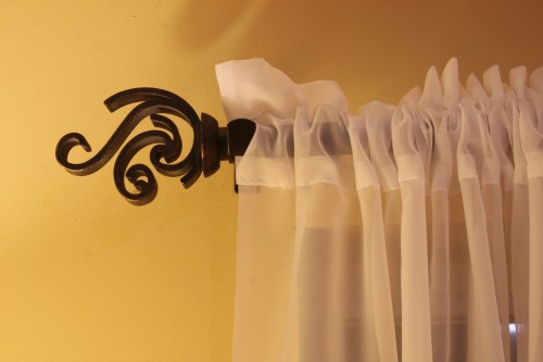 Top 10 Best Curtain Rods Reviewed in 2019