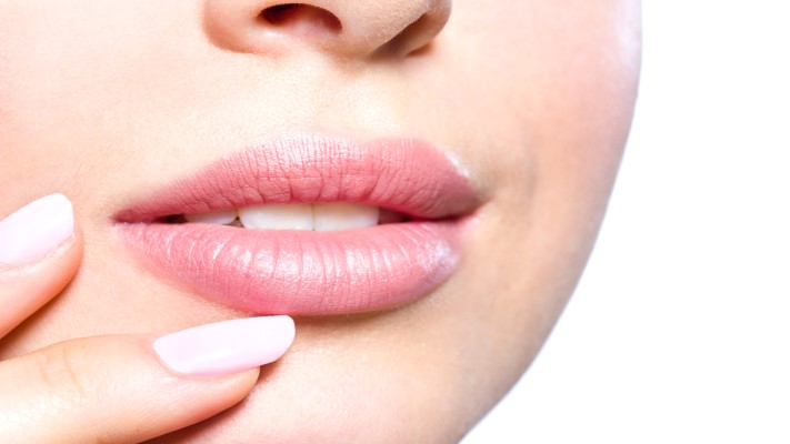 10 Swollen Lips Remedies