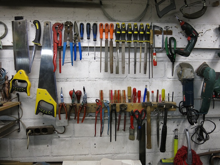 18 Innovative Ways to Create Storage Space In Your Garage