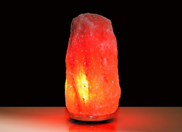 15 Reasons You Should Have a Himalayan Salt Lamp In Every Room
