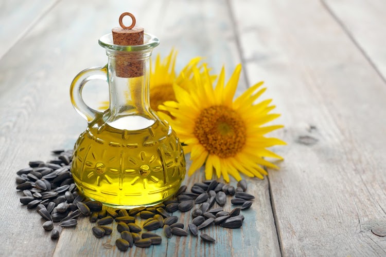 10 Unbelievable Uses of Arnica Oil That You Didn't Know