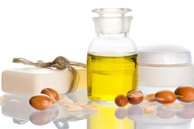 15 Marvelous Benefits Of Babassu Oil That Will Improve Your Life