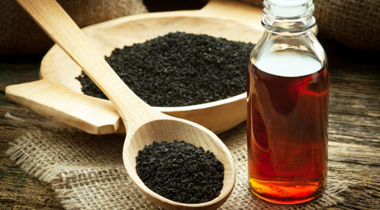 12 Reasons to Have a Teaspoon of Black Seed Oil Every Day