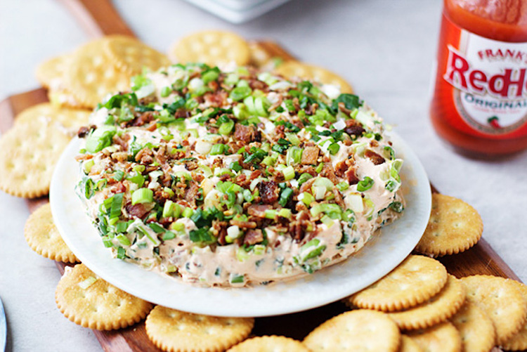 Buffalo Bacon Cheese Ball (Amazing Dip Recipe)