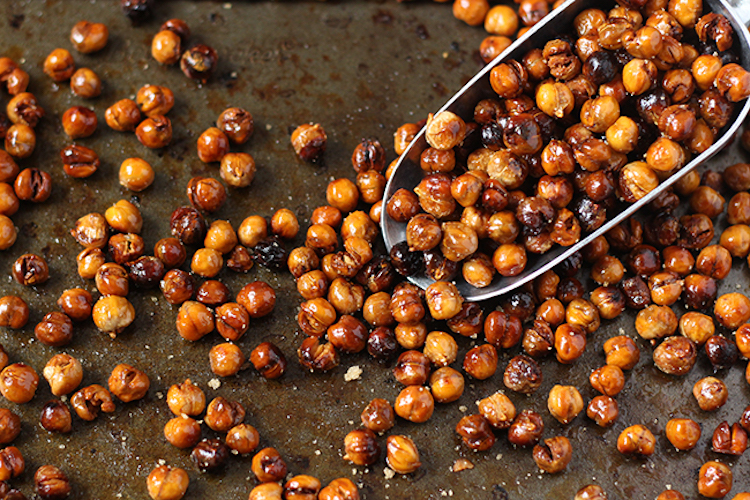 Crunchy Honey Roasted Chickpeas