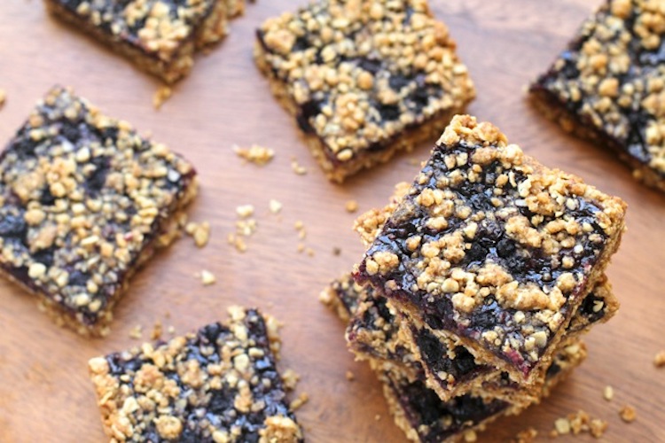 Blueberry Oatmeal Crumble Bars