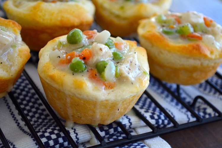 Mini Chicken Pot Pie Bites
