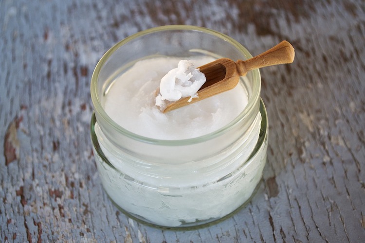 30 Amazing Benefits & Uses of Coconut Oil That You Need to Know About