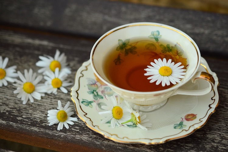 10 Reasons You Should Start Drinking Chamomile Tea Today
