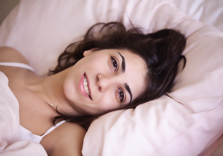 Can't Sleep? Try These 10 Natural Sleep Remedies To Help You Fall Asleep Fast