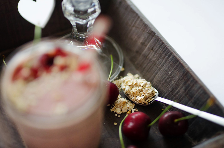 Very Cherry Oat Smoothie
